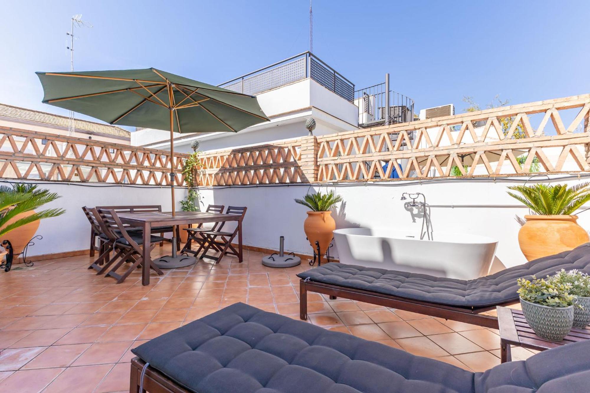 Ohliving Maestranza Appartement Sevilla Buitenkant foto