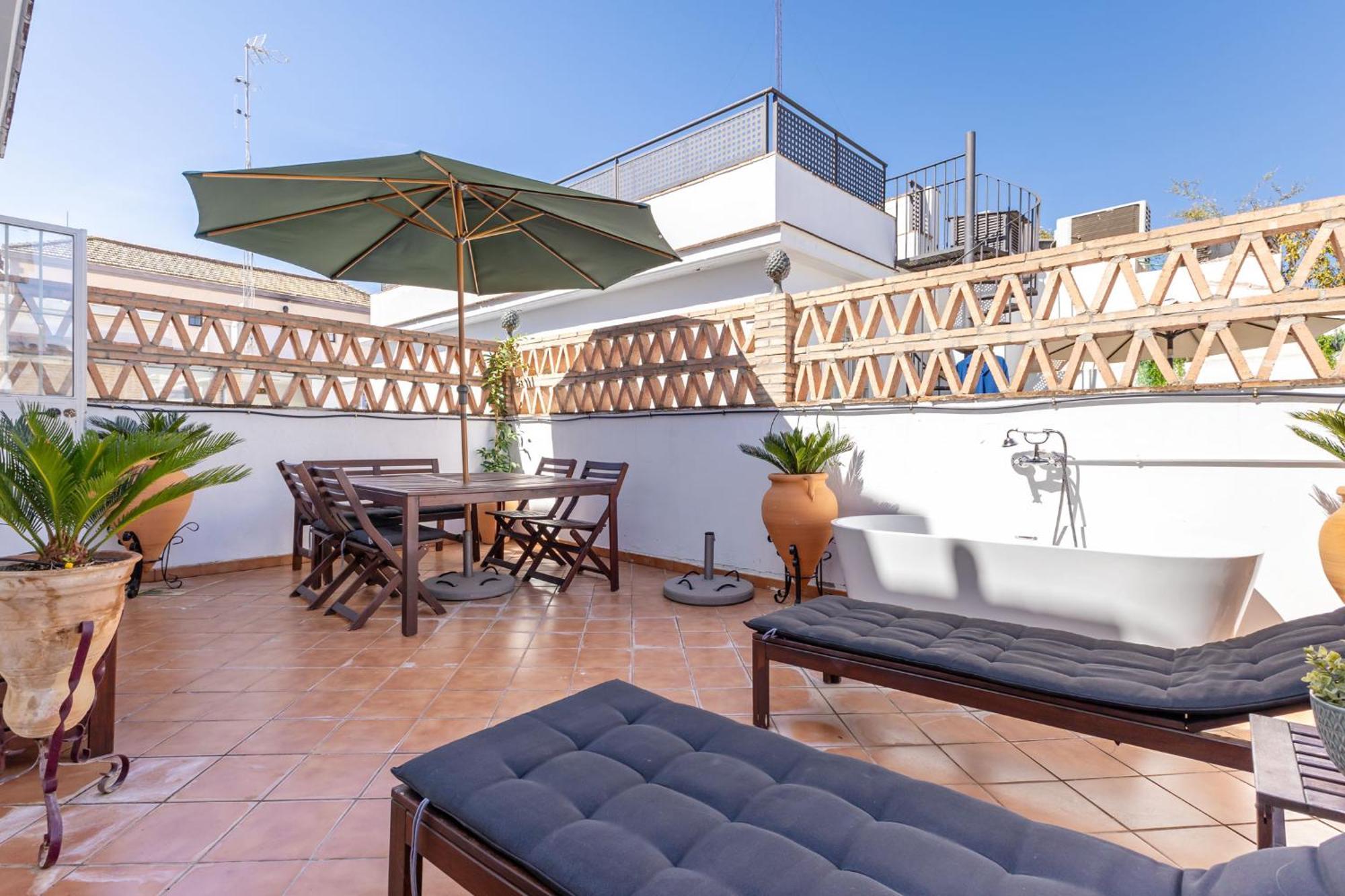 Ohliving Maestranza Appartement Sevilla Buitenkant foto